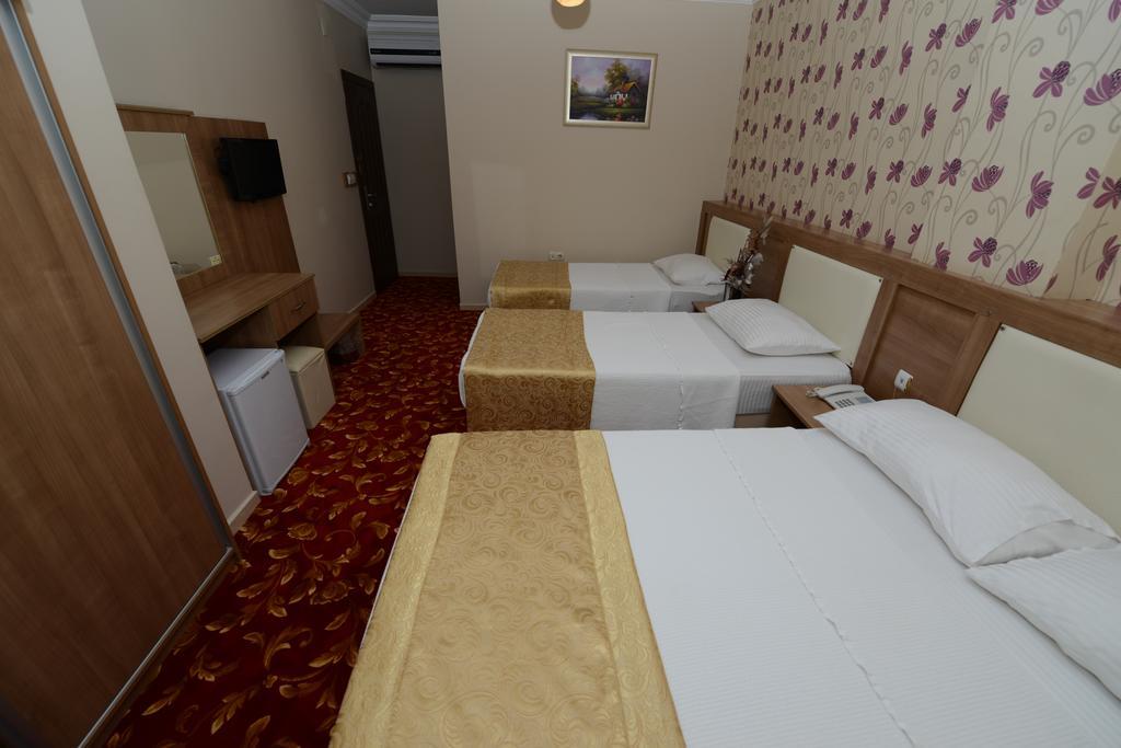 Grand Onur Hotel İskenderun Zimmer foto