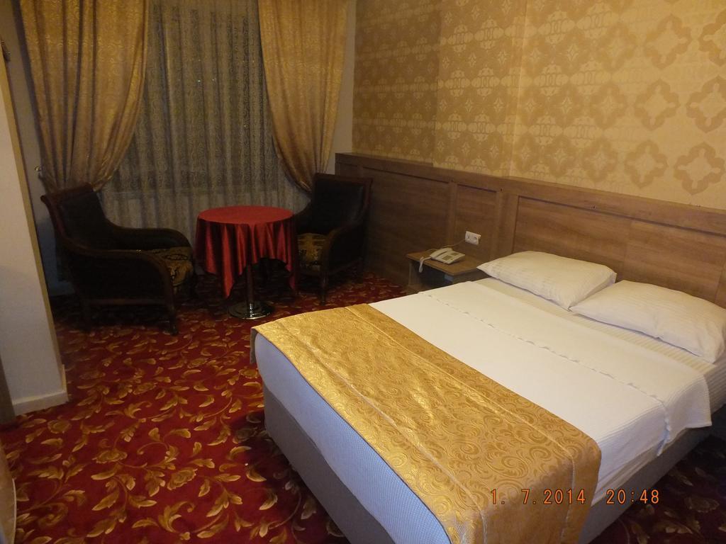 Grand Onur Hotel İskenderun Exterior foto